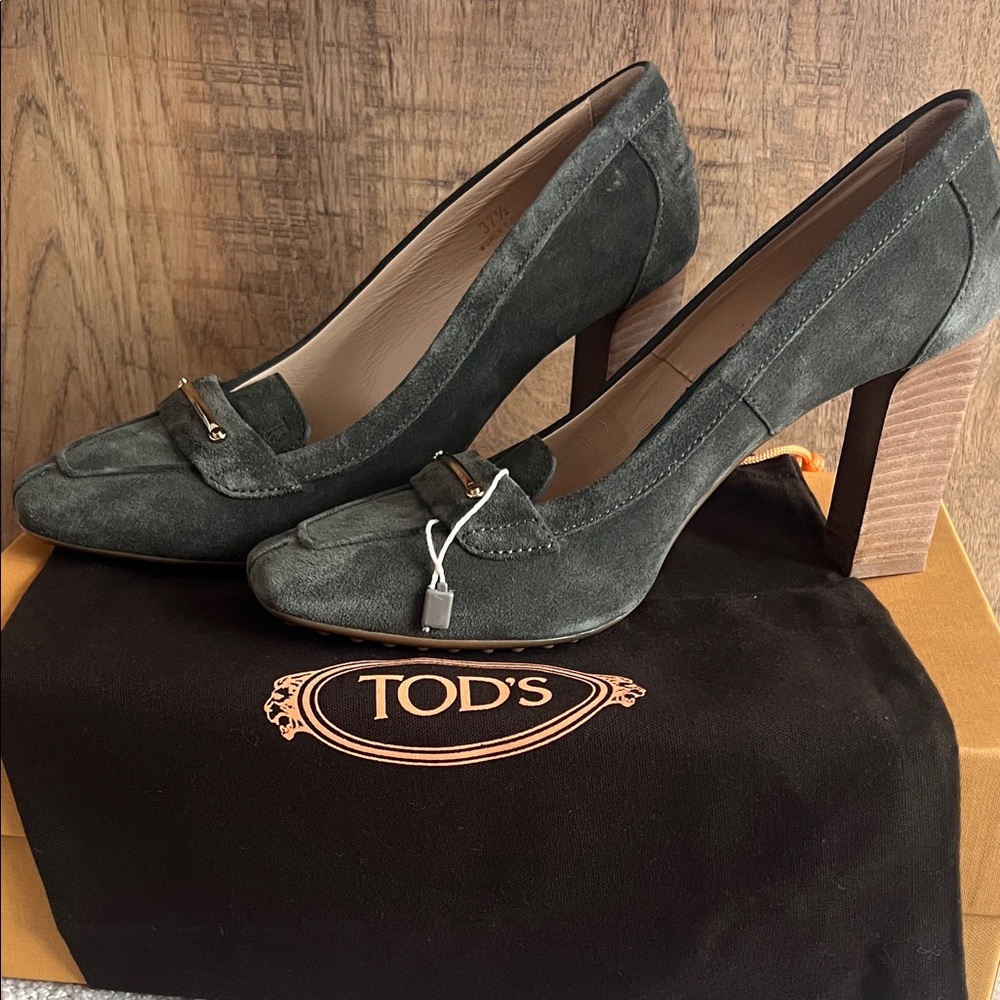 TOD'S Dark Green Suede Block Heel Loafers with Gold Accent